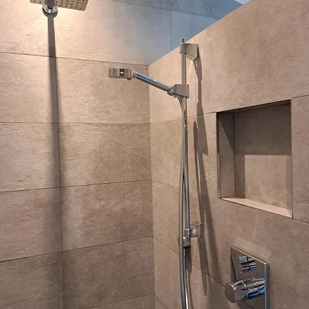 Huize Donkersvoort 度假居